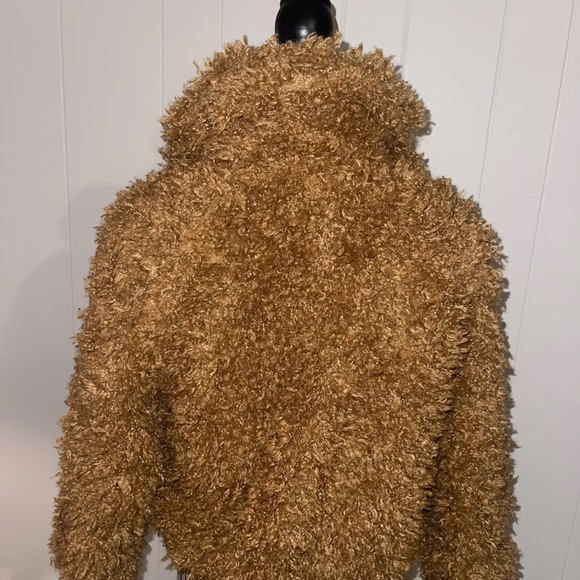 Wild Fable Women’s Furry Zip-Up Sherpa Jacket In Cognac Brown Size XS NWT $38 - Picture 2 of 2
